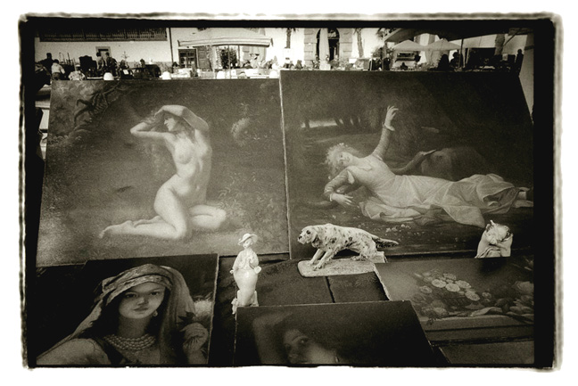 36. Lucca antiques market