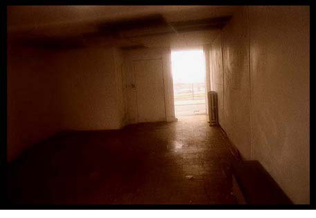 8_room.jpg